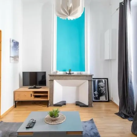 Le Nid Citadin A Quelques Pas Des Arenes De * Ним